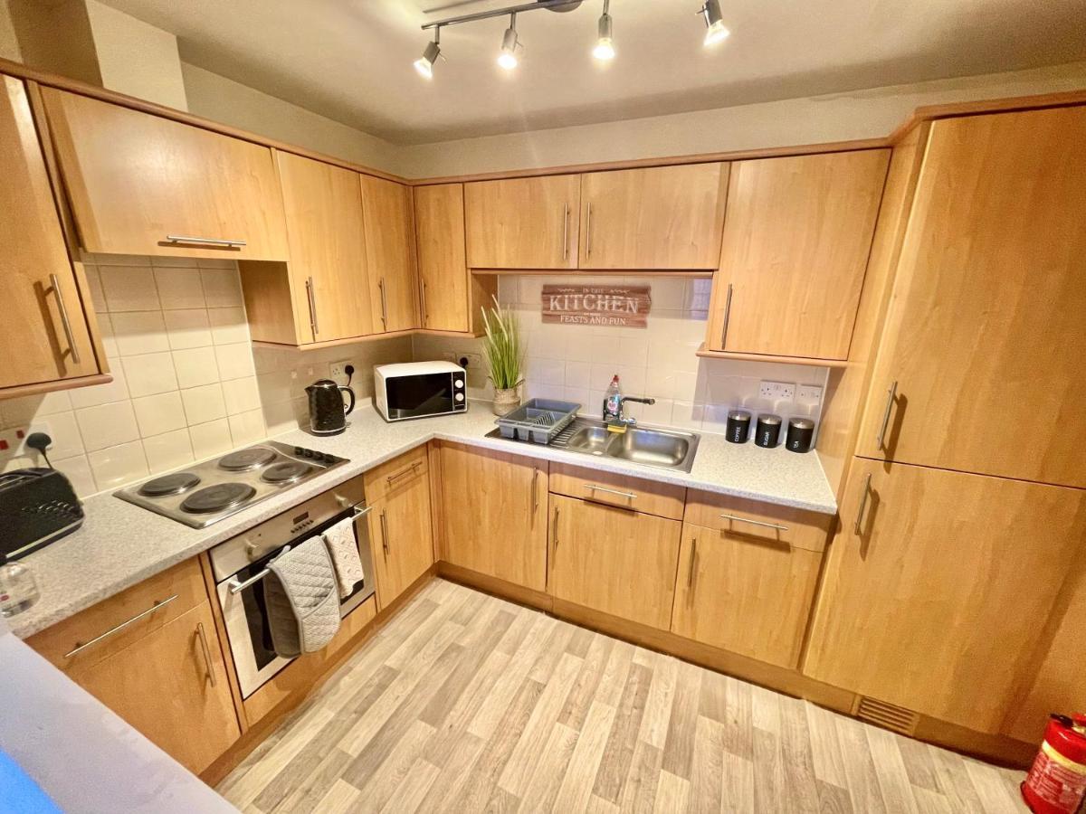 A Stylish Retreat - Super King Bed - Heart Of Town Centre - 5 Mins Stroll To Beach Bournemouth Zewnętrze zdjęcie